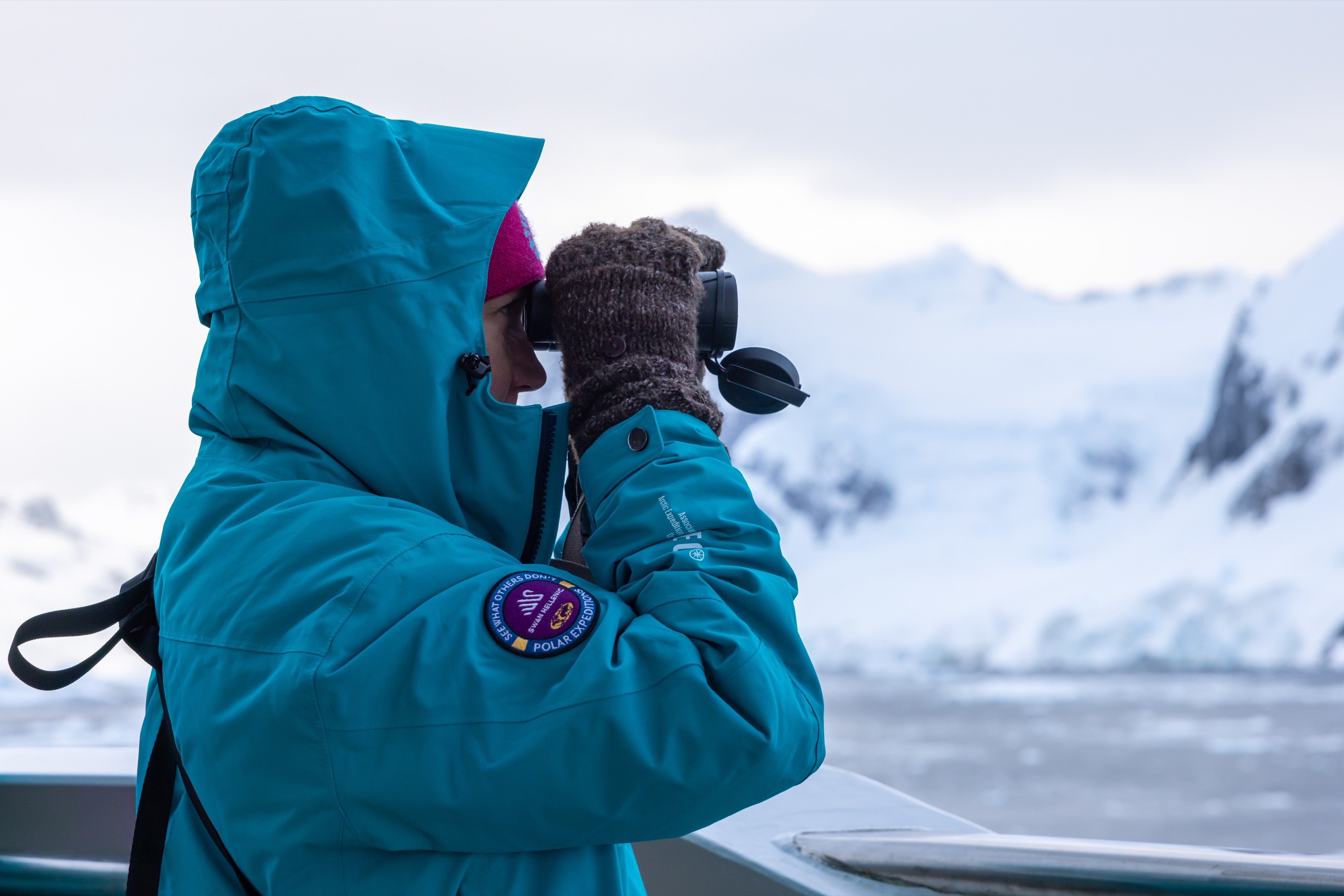 Excursions on SH Minerva